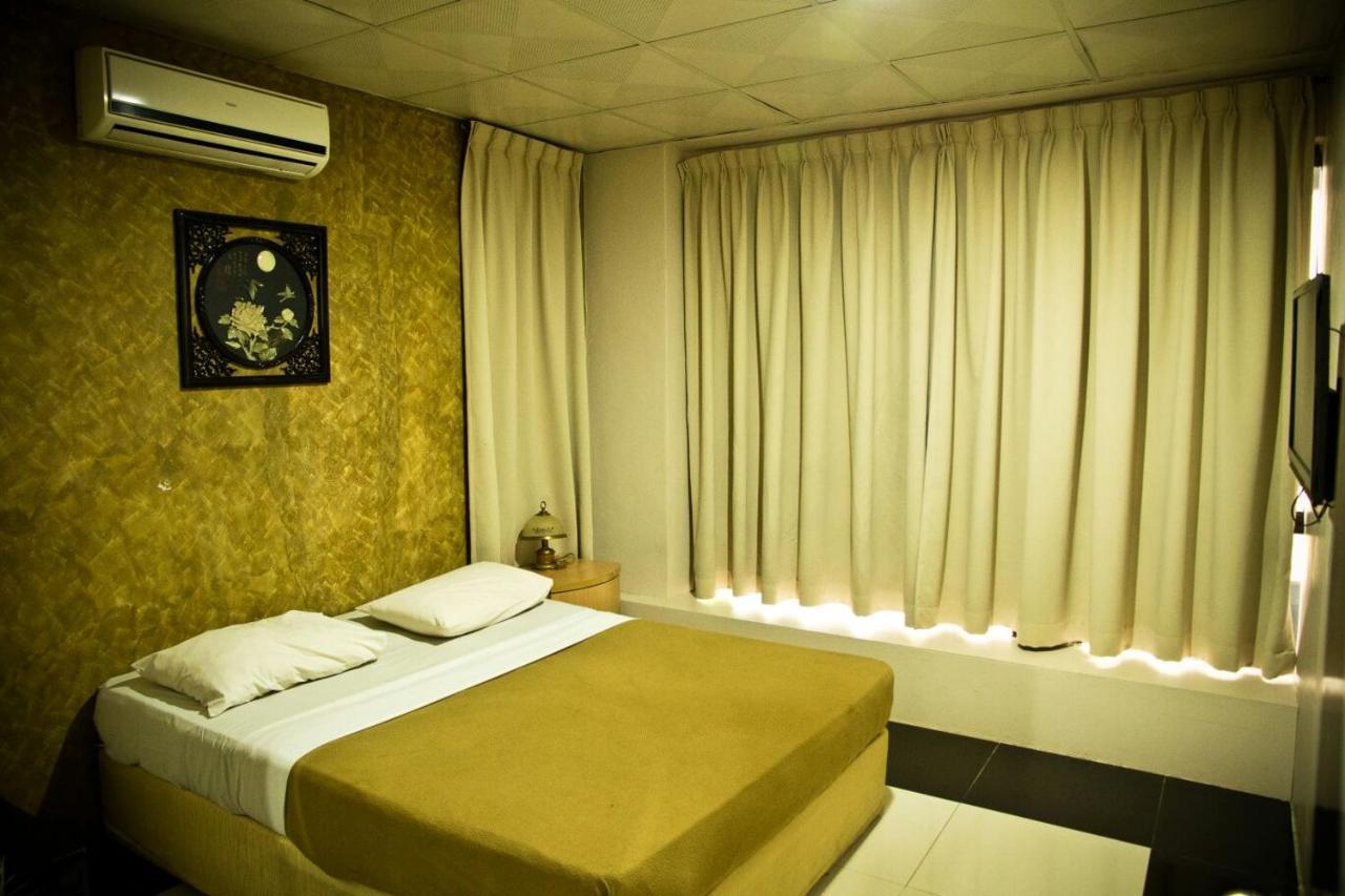 Golden Leaf Hotel Danga Bay Johor Bahru Dış mekan fotoğraf